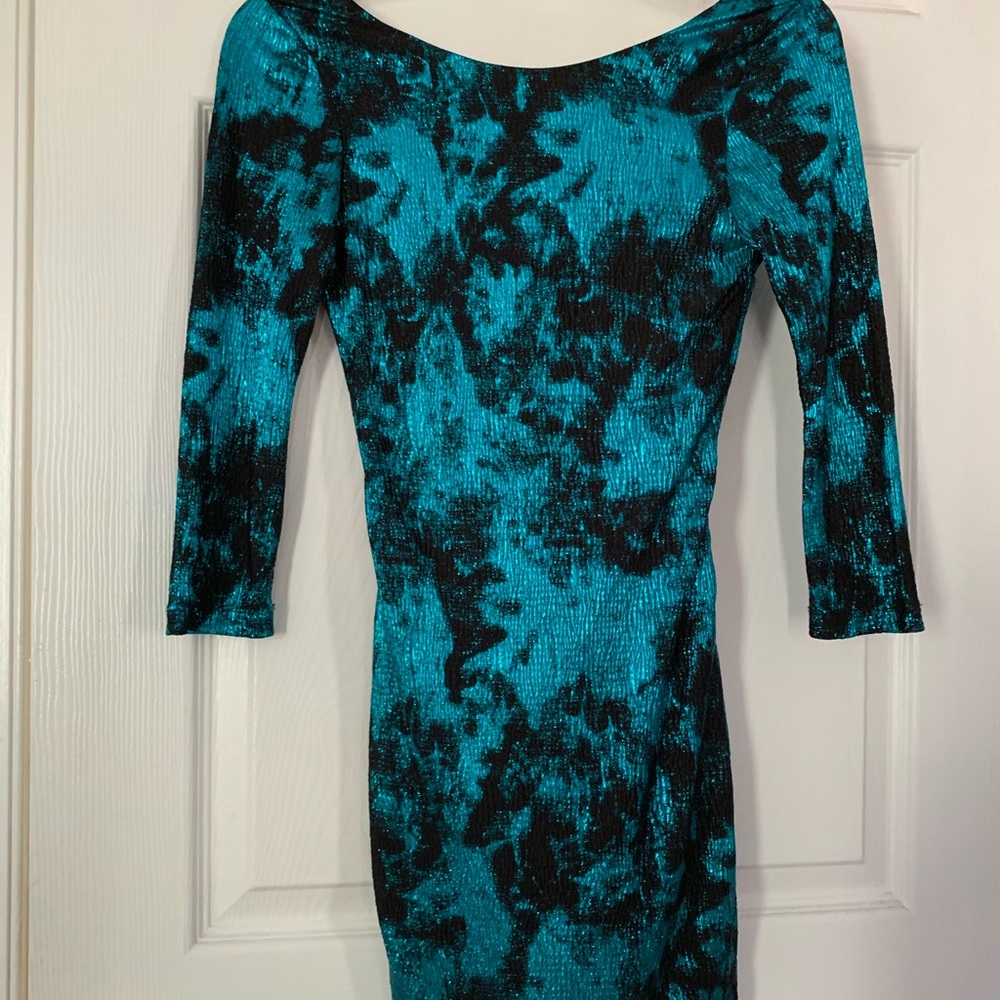 Adorable fitted dress
